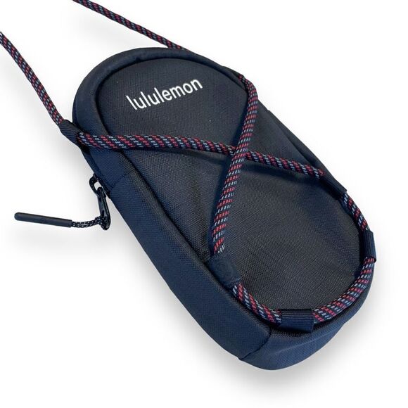 Lululemon Ripstop Paracord Crossbody - Picture 3 of 4